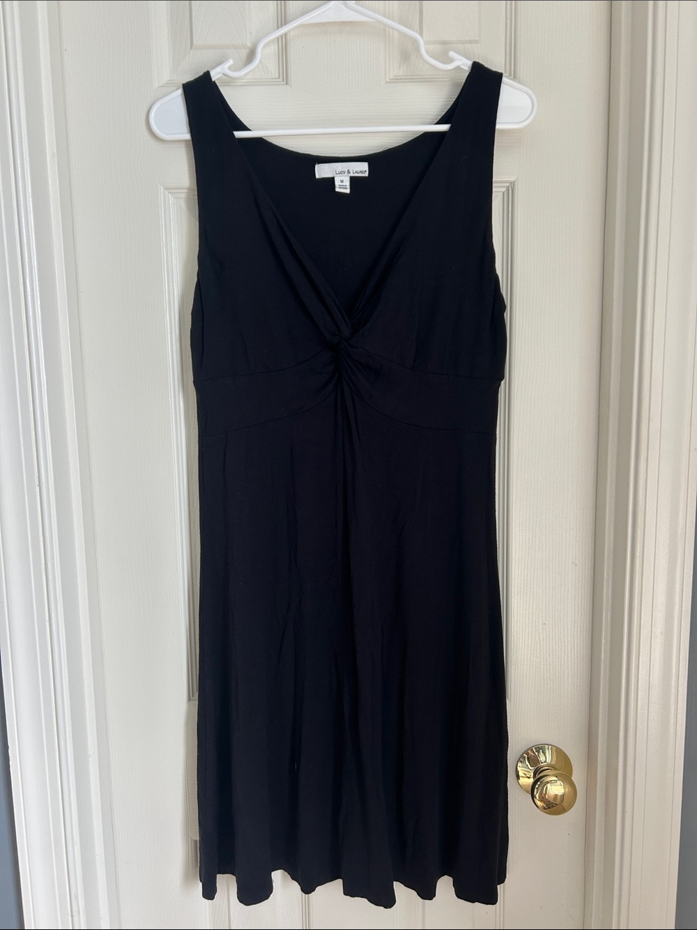 ⚜️ Lucy & Laurel Black Sleeveless Twist-Front Midi Dress